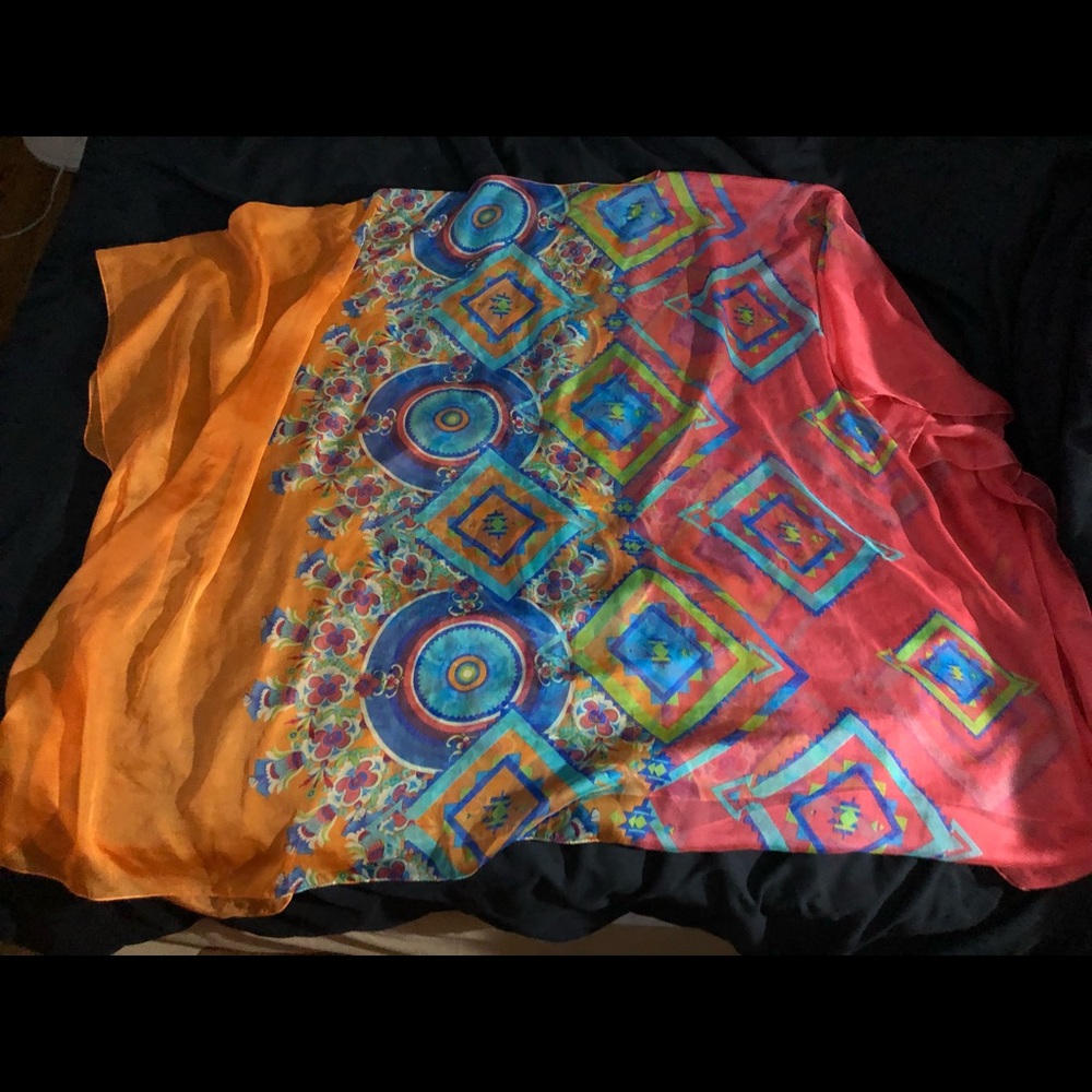 Gorgeous kaftan!